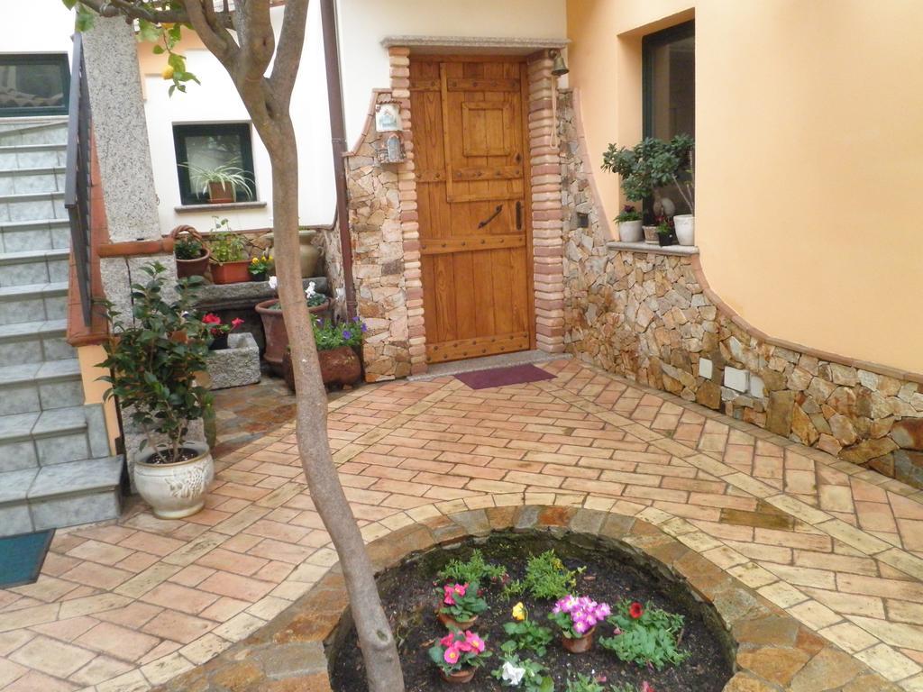 B&B Su Acu Dorgali Exteriör bild